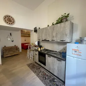 Anna Location Turistica Appartamento